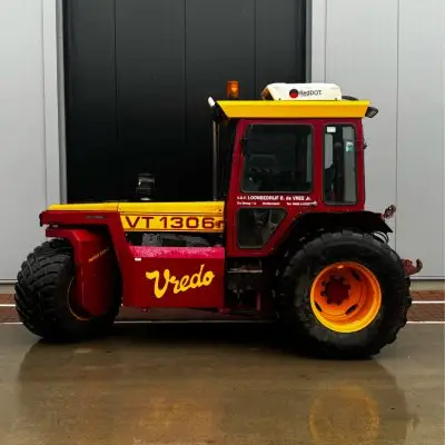 Alt= 3 wielige trekker van het merk Vredo